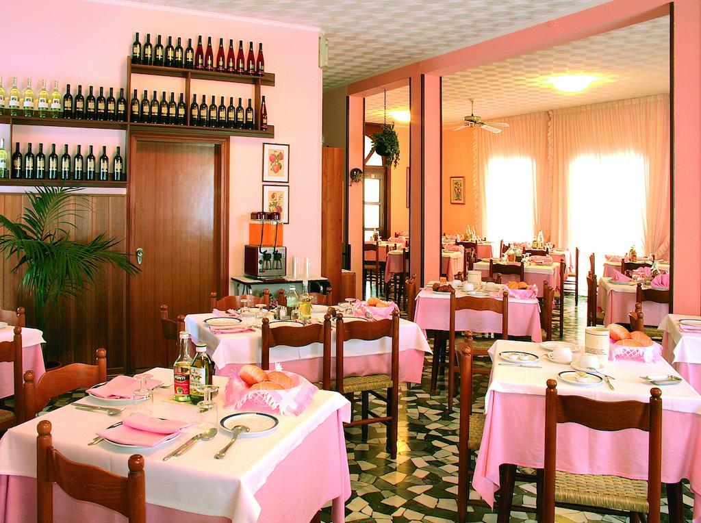 Hotel Edera Lido di Jesolo Esterno foto