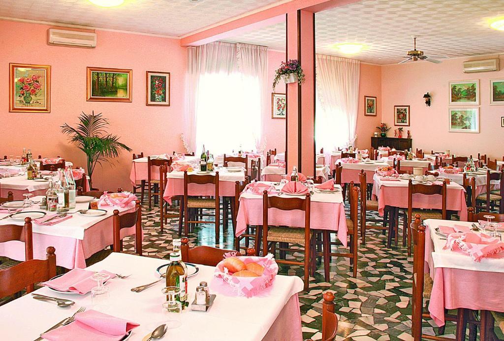 Hotel Edera Lido di Jesolo Esterno foto